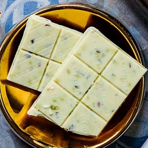 a photo of Amedei white chocolate with pistachio